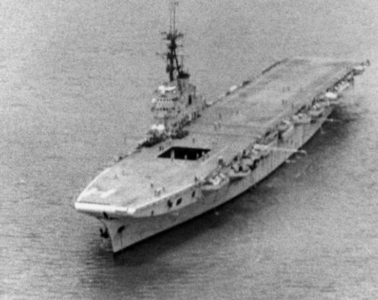 PA-R95 Arromanches ,1954 French Aircraft Carrier