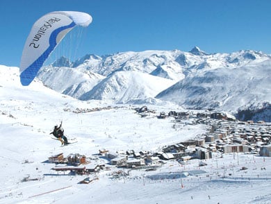 The Most Dangerous AirportsL The Alps 4